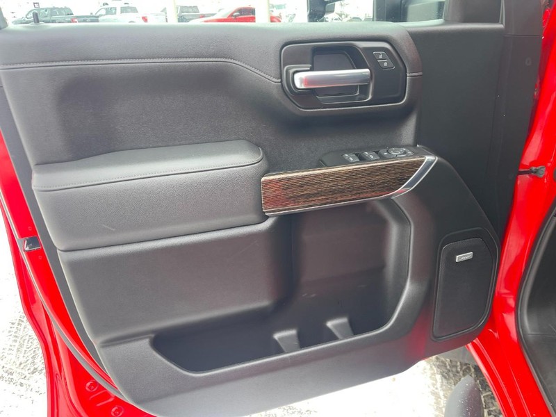 GMC Sierra 1500 Vehicle Image 16