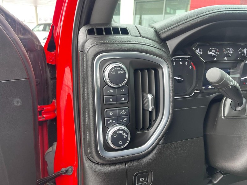 GMC Sierra 1500 Vehicle Image 17