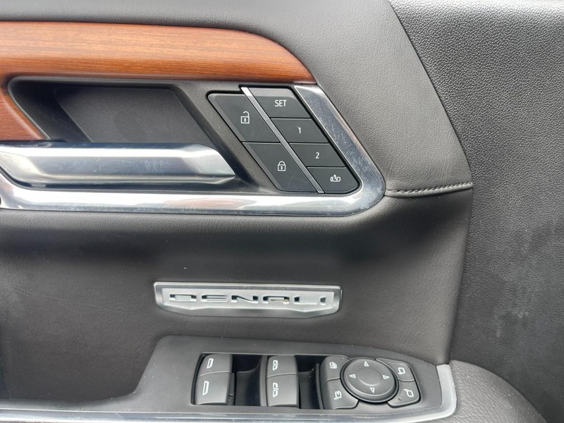 GMC Sierra 1500 Vehicle Image 17