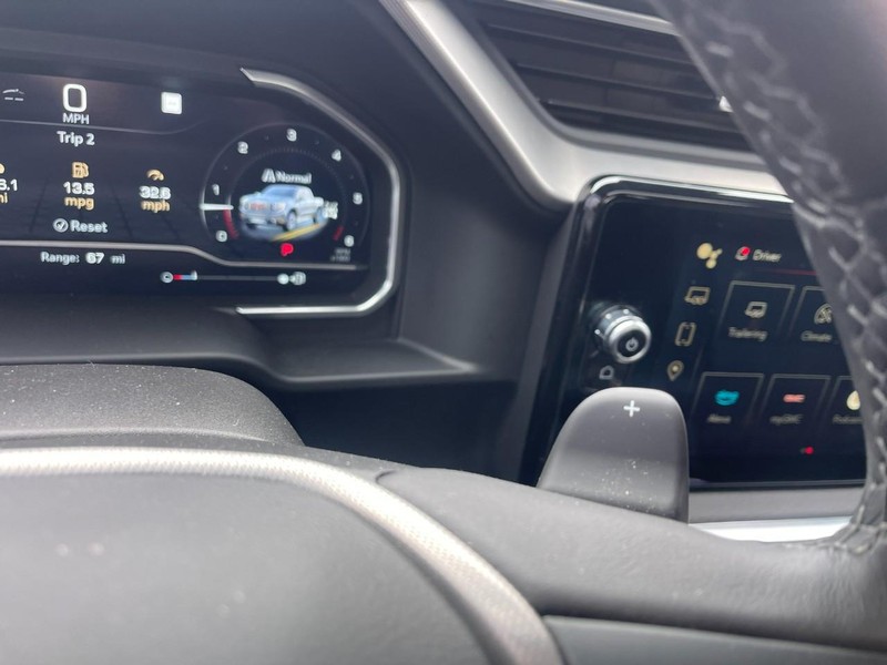 GMC Sierra 1500 Vehicle Image 23