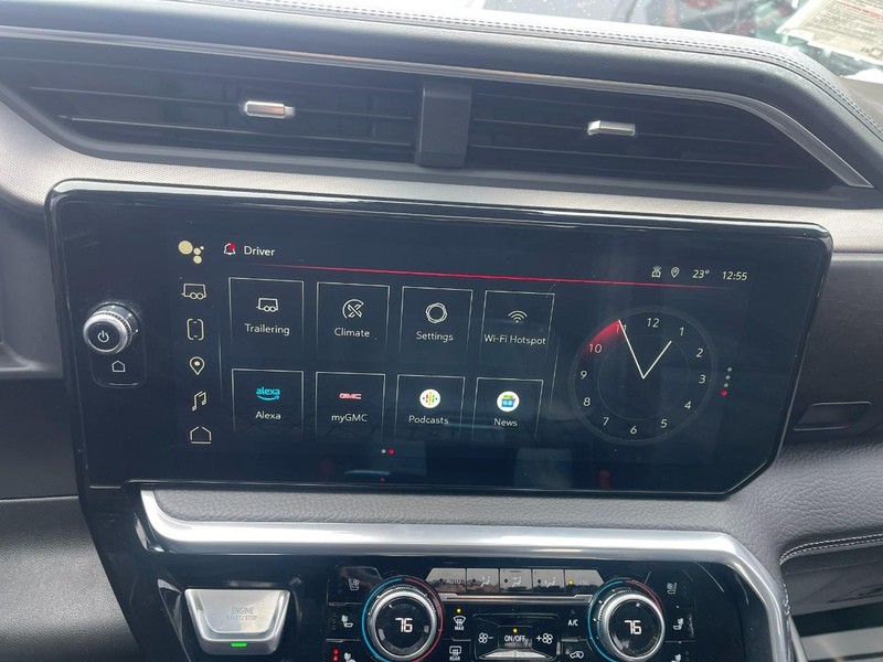 GMC Sierra 1500 Vehicle Image 25