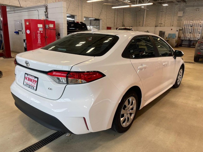 Toyota Corolla Vehicle Image 03