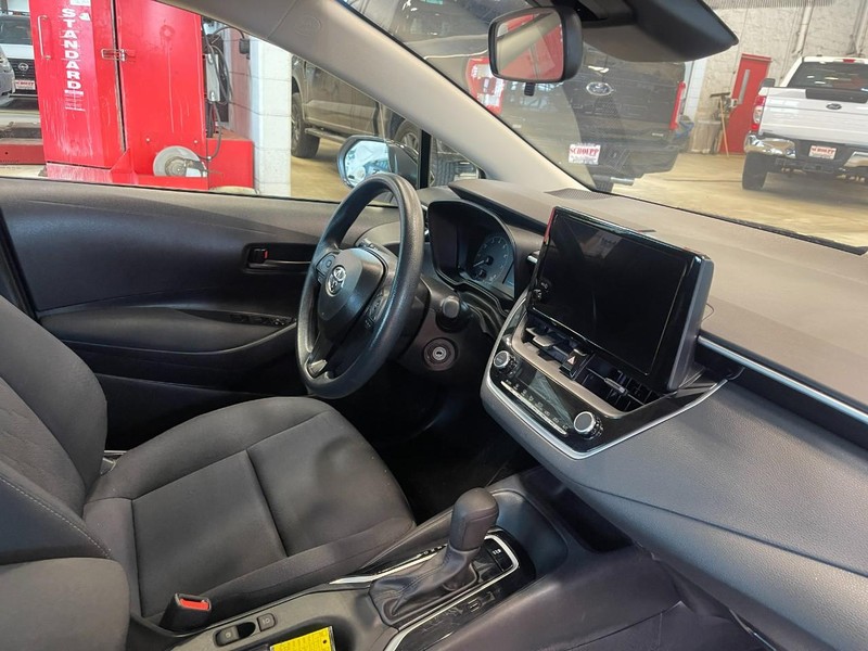 Toyota Corolla Vehicle Image 05