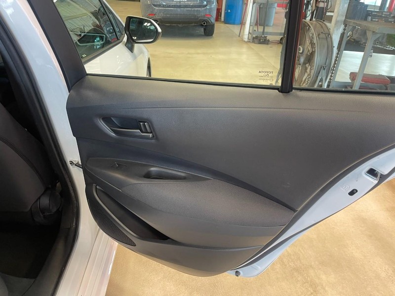 Toyota Corolla Vehicle Image 10