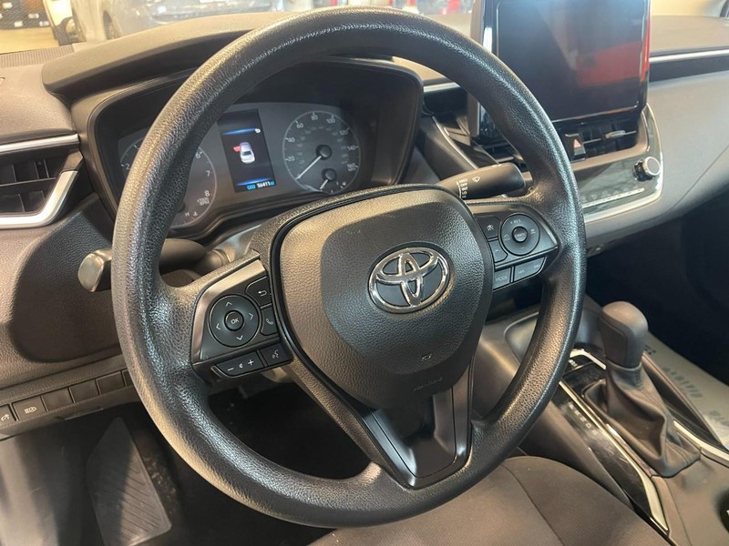 Toyota Corolla Vehicle Image 17