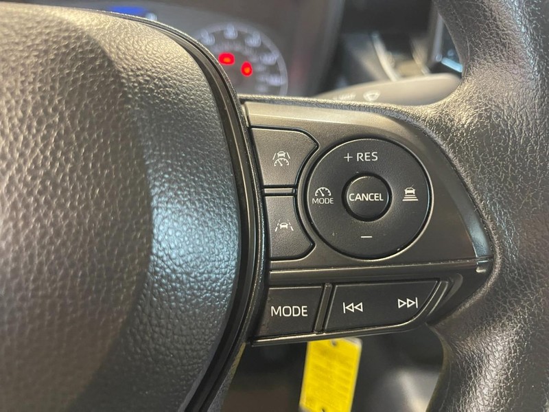 Toyota Corolla Vehicle Image 21