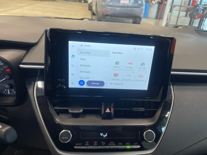 Toyota Corolla Vehicle Image 25