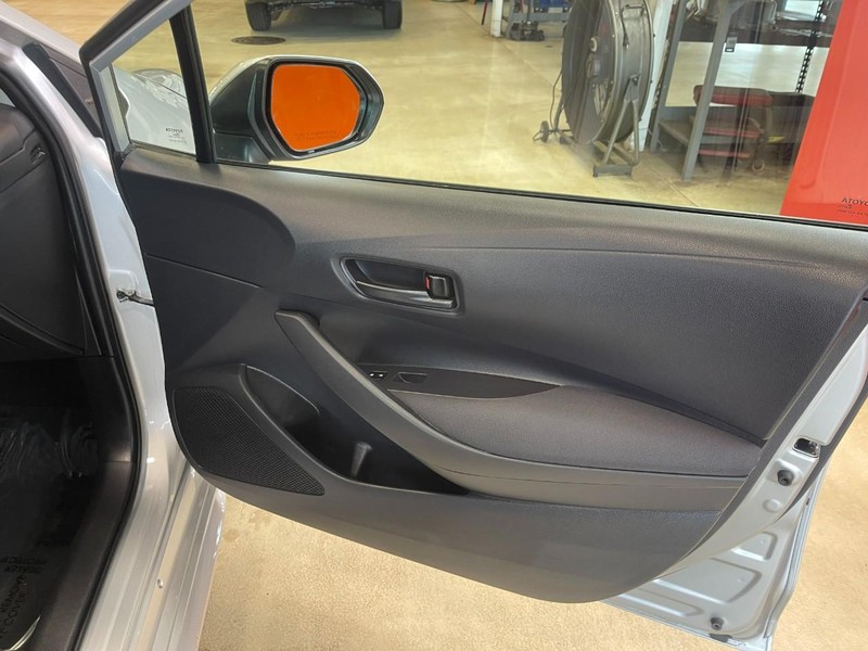 Toyota Corolla Vehicle Image 07