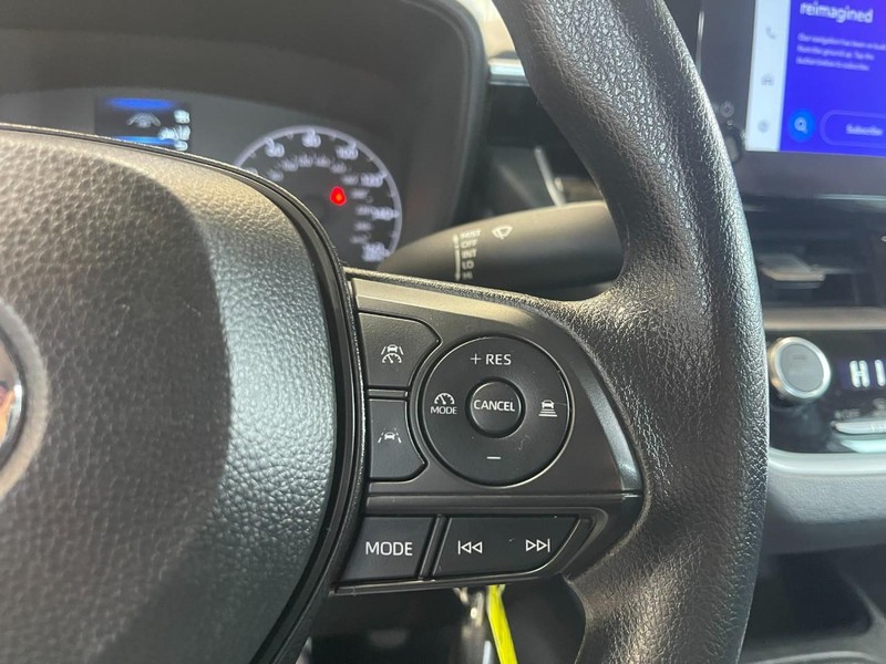 Toyota Corolla Vehicle Image 18