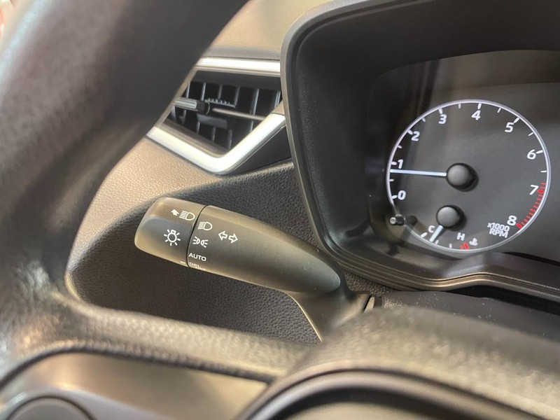 Toyota Corolla Vehicle Image 19