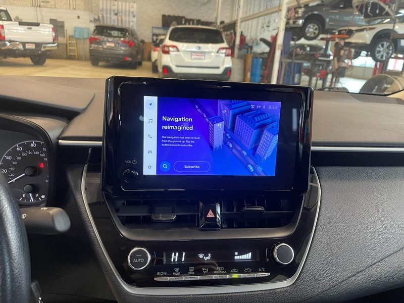 Toyota Corolla Vehicle Image 23