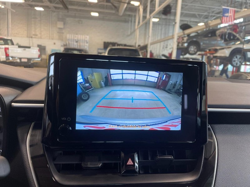 Toyota Corolla Vehicle Image 24