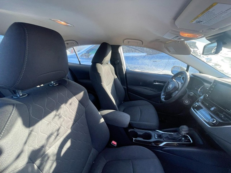 Toyota Corolla Vehicle Image 03