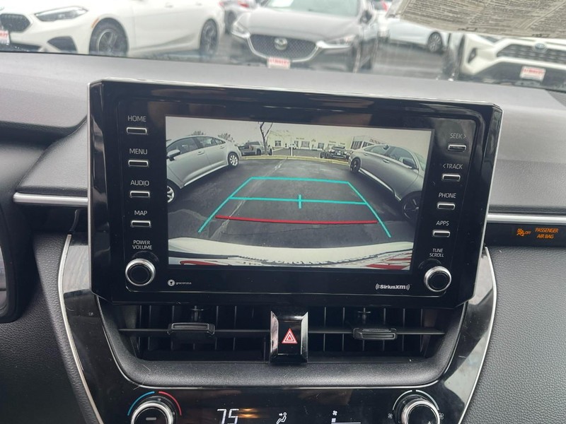 Toyota Corolla Vehicle Image 16