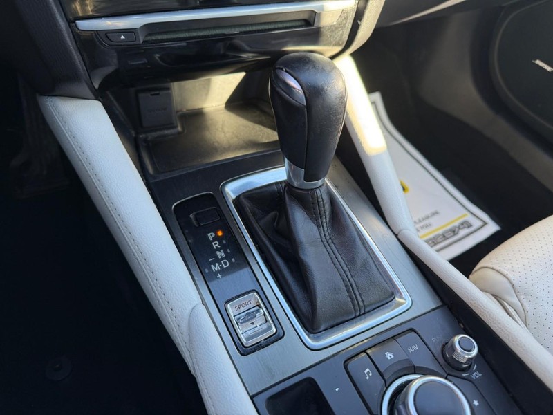 Mazda MAZDA6 Vehicle Image 28