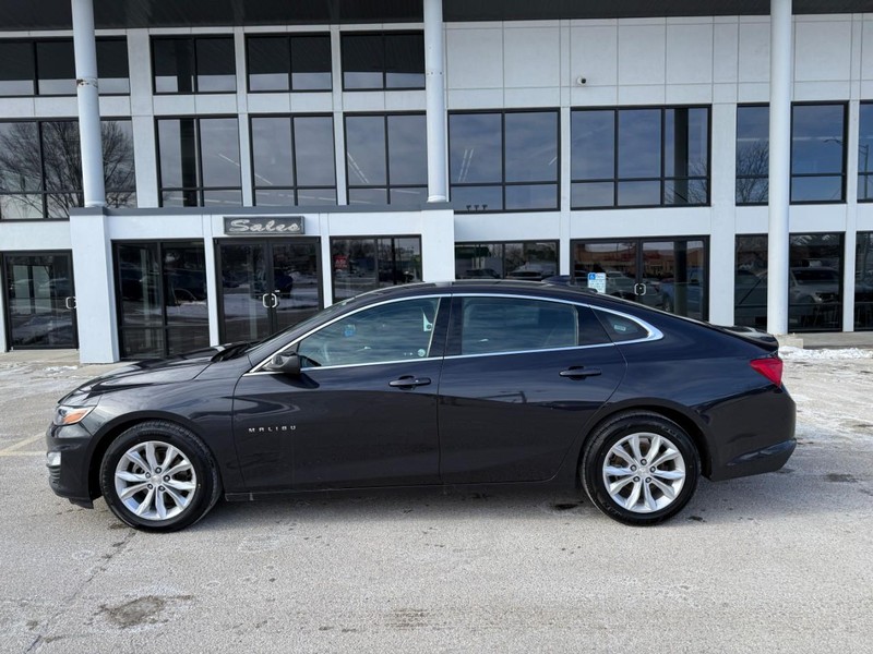 Chevrolet Malibu Vehicle Image 08