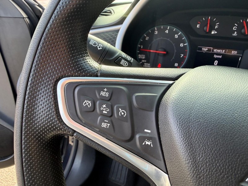 Chevrolet Malibu Vehicle Image 21