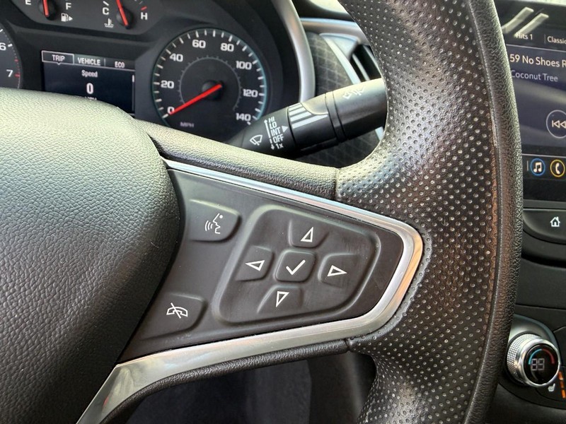 Chevrolet Malibu Vehicle Image 23