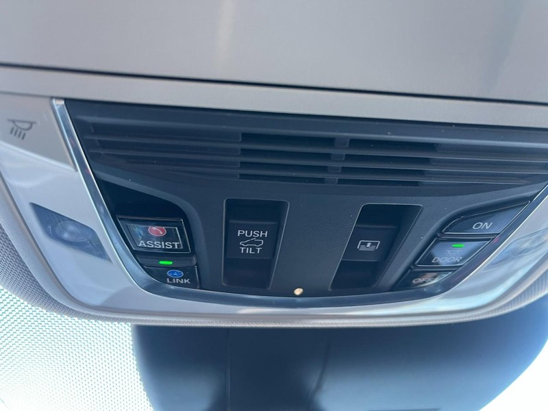 Acura RDX Vehicle Full-screen Gallery Image 42