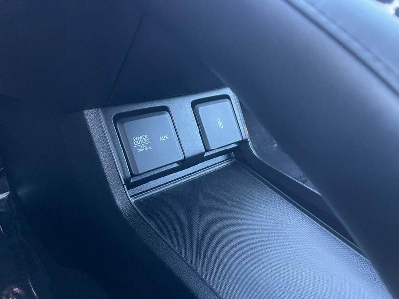 Acura RDX Vehicle Full-screen Gallery Image 43