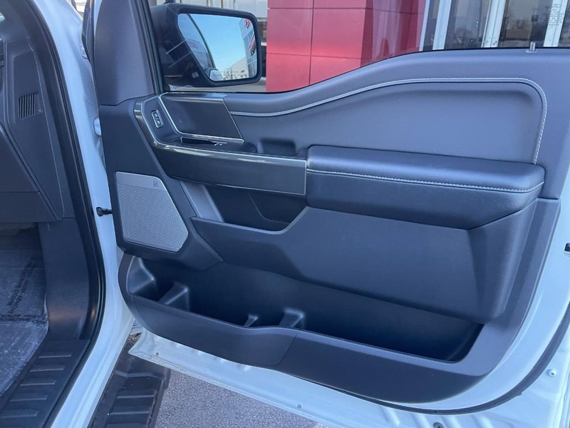 Ford F-150 Vehicle Image 13