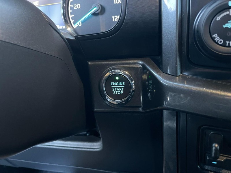 Ford F-150 Vehicle Image 32