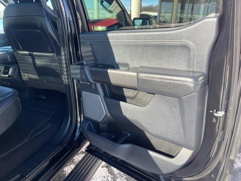 Ford F-150 Vehicle Image 15