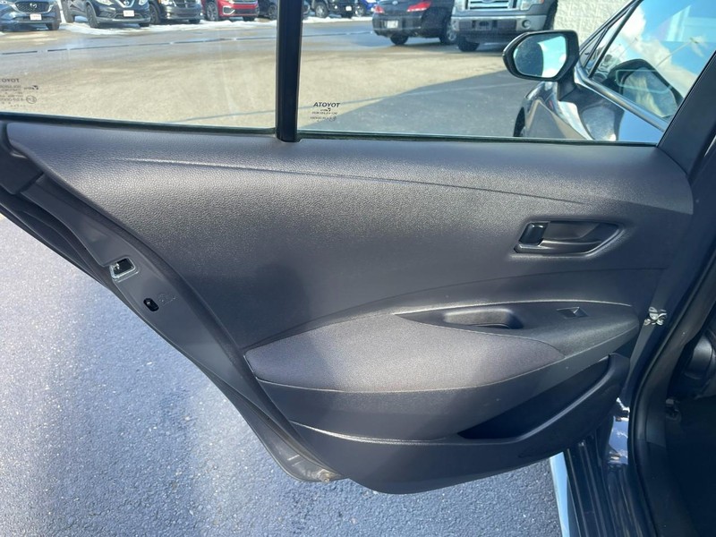 Toyota Corolla Vehicle Image 11