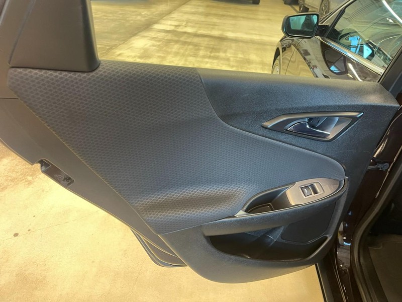 Chevrolet Malibu Vehicle Image 15