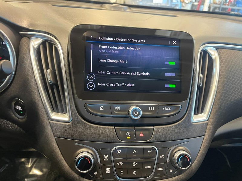 Chevrolet Malibu Vehicle Image 28