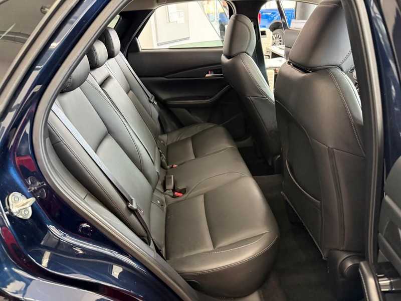 Mazda CX-30 Vehicle Image 13