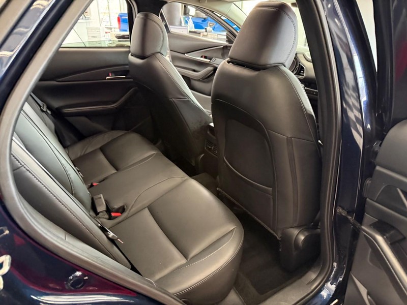 Mazda CX-30 Vehicle Image 14