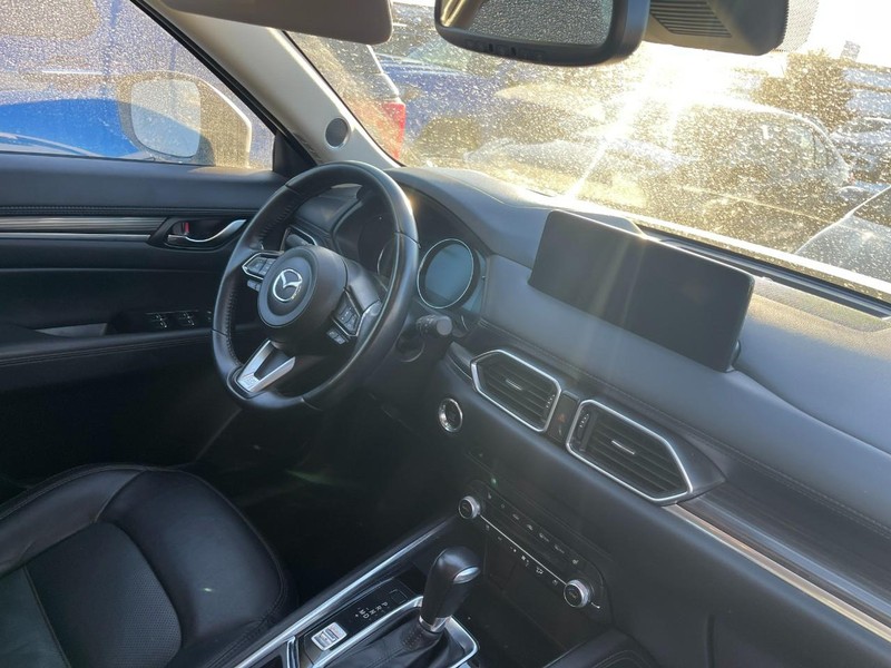 Mazda CX-5 Vehicle Image 02