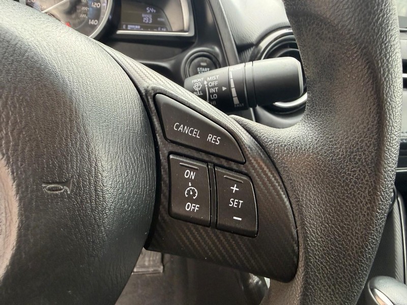 Toyota Yaris iA Vehicle Image 16