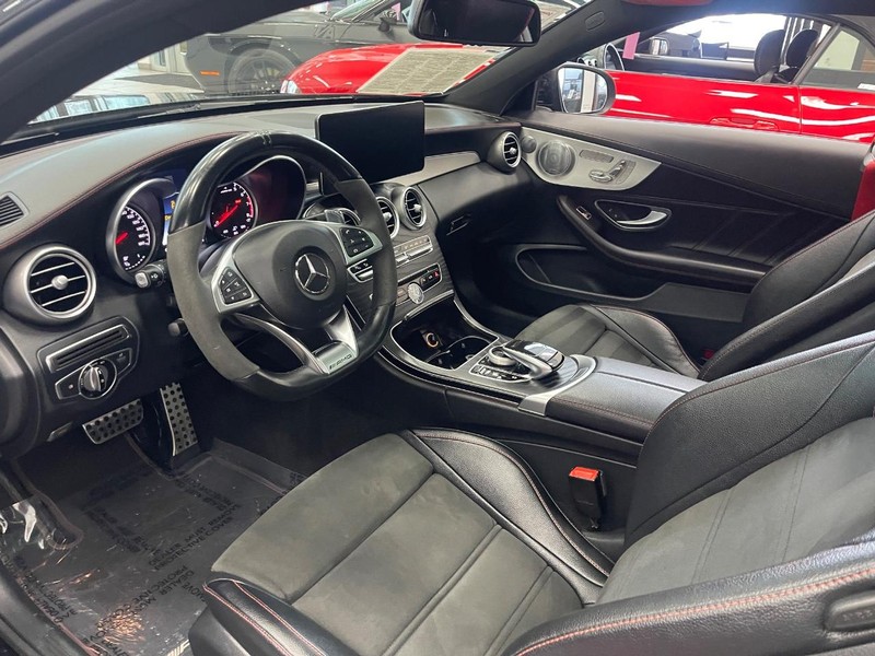 Mercedes-Benz C-Class Vehicle Image 19