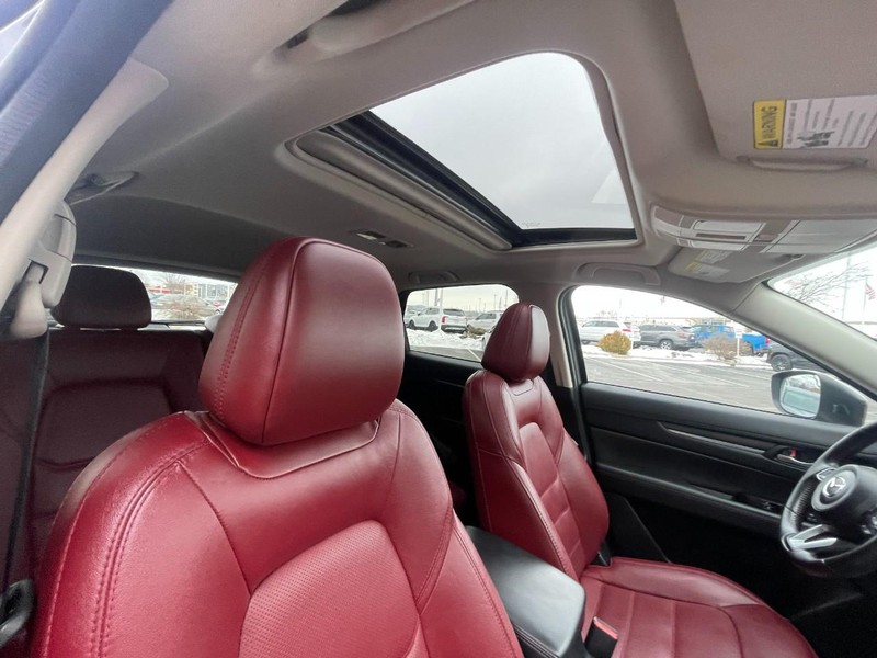 Mazda CX-5 Vehicle Image 11