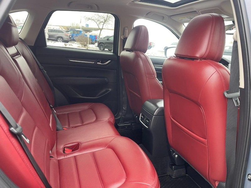 Mazda CX-5 Vehicle Image 15