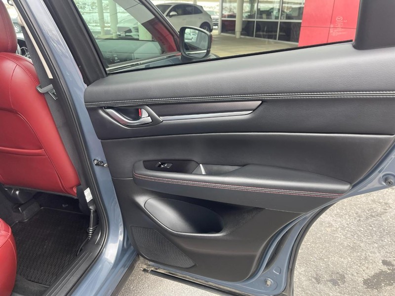 Mazda CX-5 Vehicle Image 17