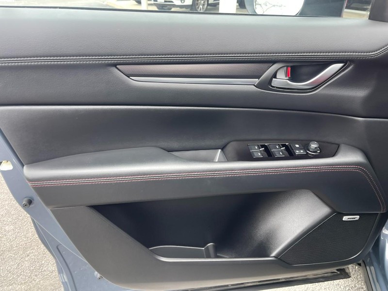 Mazda CX-5 Vehicle Image 23