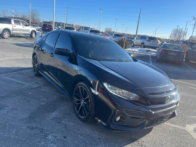 Honda Civic Hatchback Vehicle Image 02