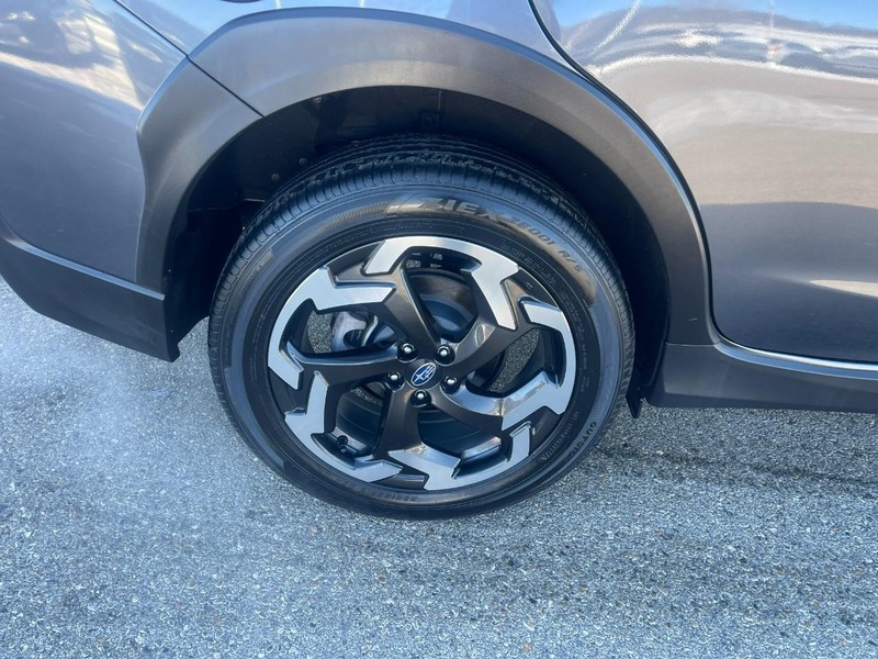 Subaru Crosstrek Vehicle Image 08