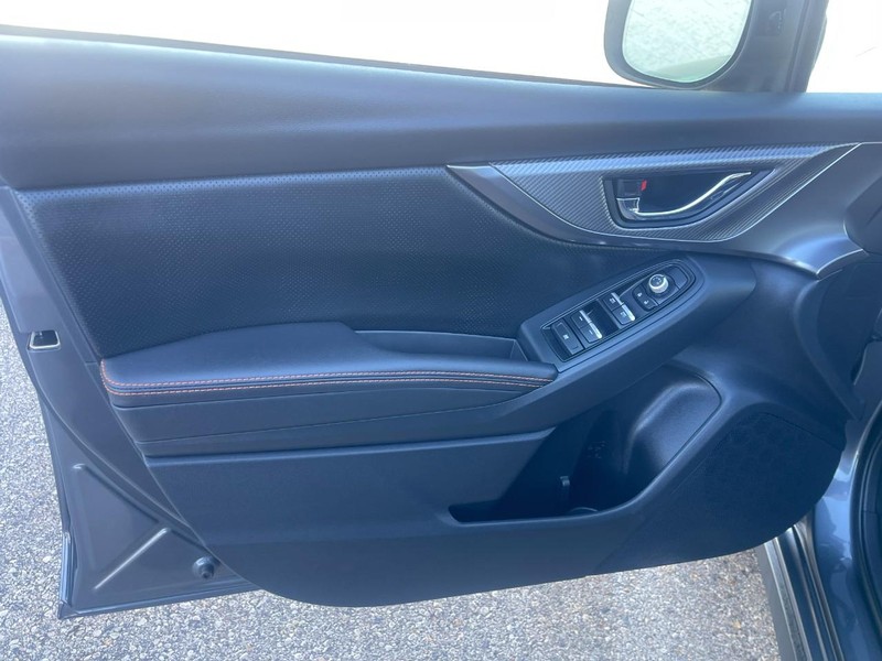 Subaru Crosstrek Vehicle Image 21