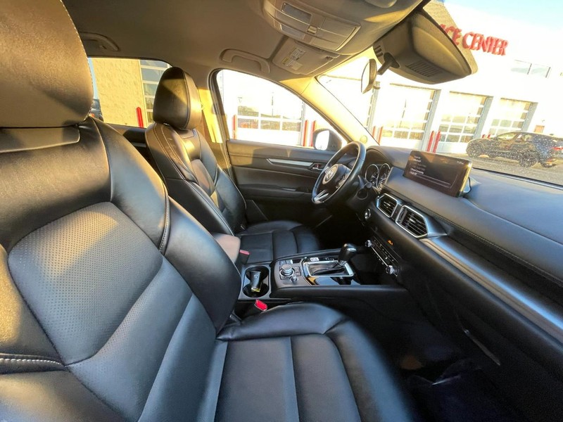 Mazda CX-5 Vehicle Image 10