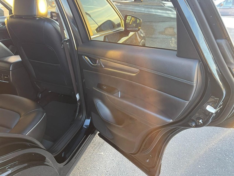 Mazda CX-5 Vehicle Image 13