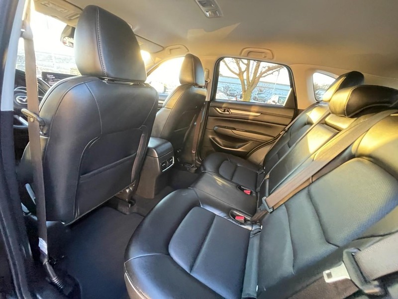 Mazda CX-5 Vehicle Image 15