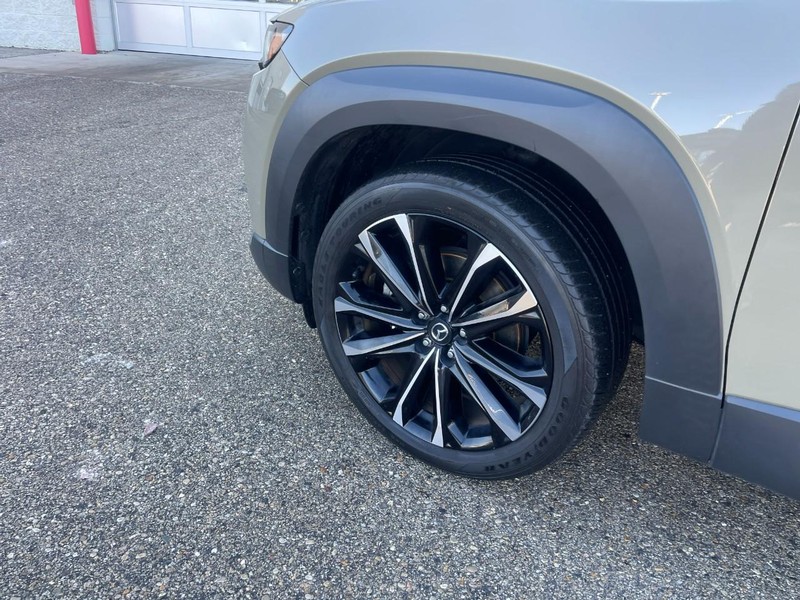 Mazda CX-50 Vehicle Image 08