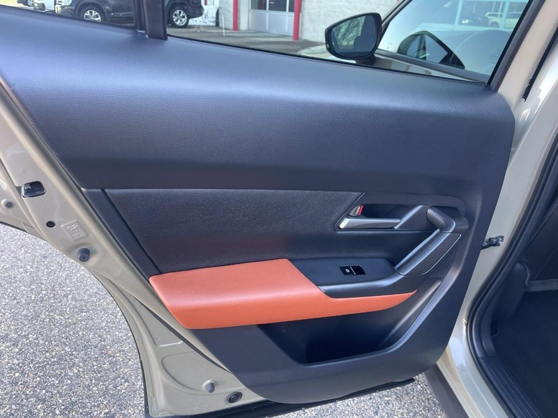 Mazda CX-50 Vehicle Image 20