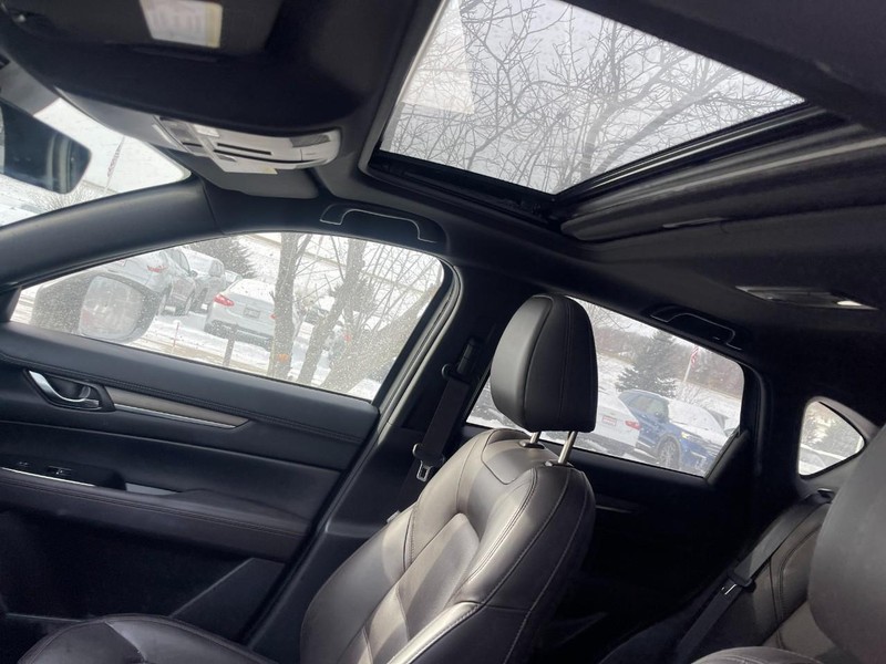 Mazda CX-5 Vehicle Image 03