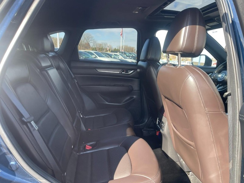 Mazda CX-5 Vehicle Image 15