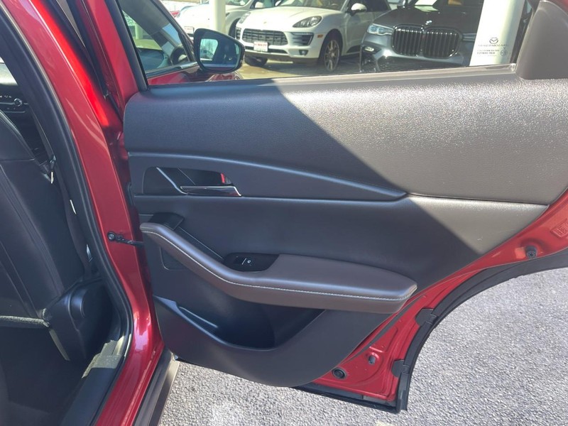 Mazda CX-30 Vehicle Image 16